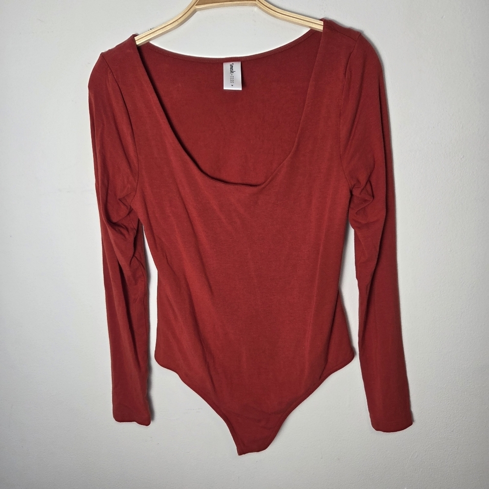 Smash + Tess Long Sleeve Bodysuit - Picture 2 of 7